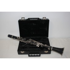 Armstrong 4001 Bb Clarinet  - Encore